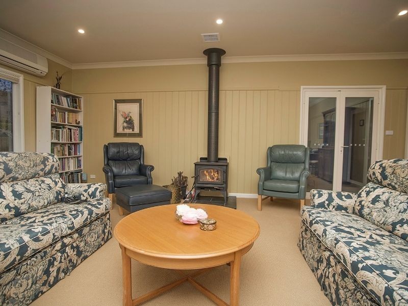 179 Woods Lane, Orange NSW 2800