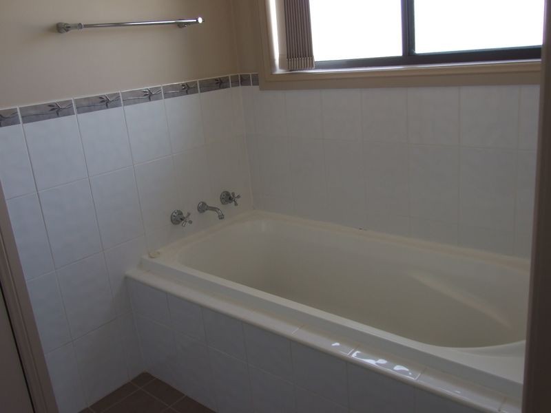 40 Catania Street, Orange NSW 2800