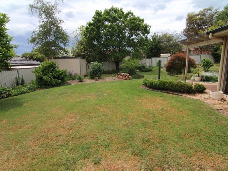 4 Cianfrano Place, Orange NSW 2800