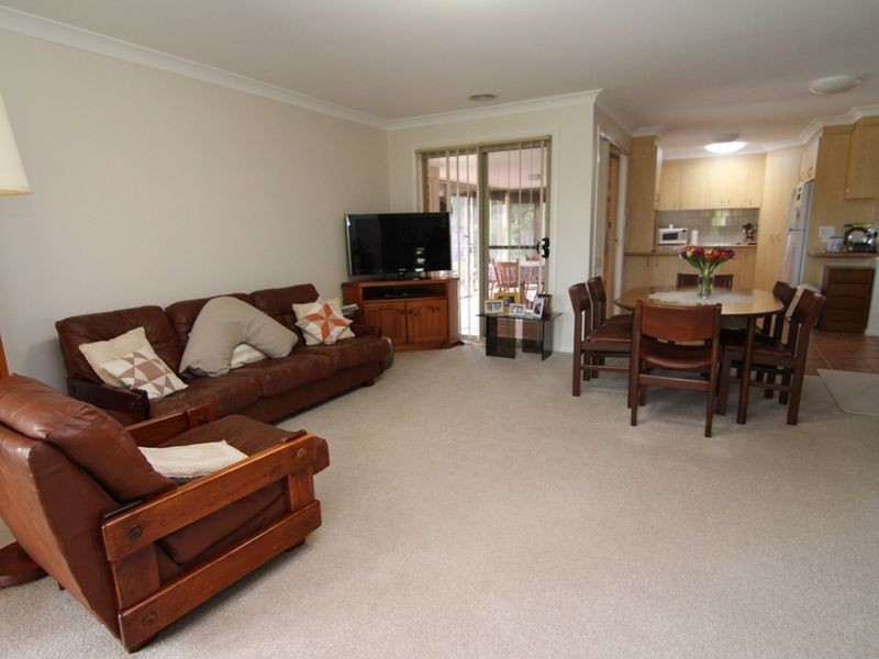 4 Cianfrano Place, Orange NSW 2800