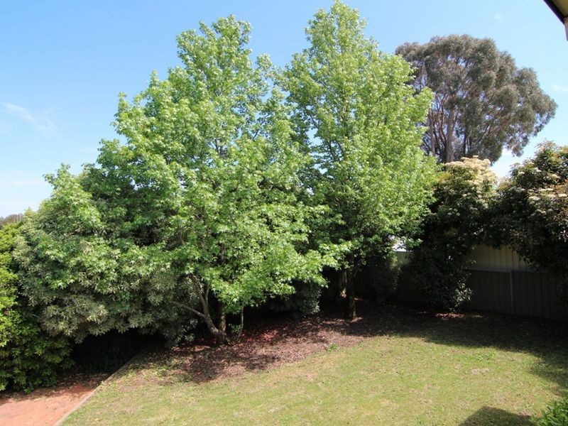11 Rawle Avenue, Orange NSW 2800