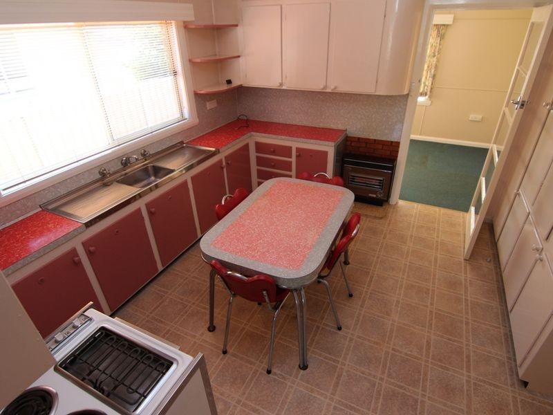 82 Nile Street, Orange NSW 2800