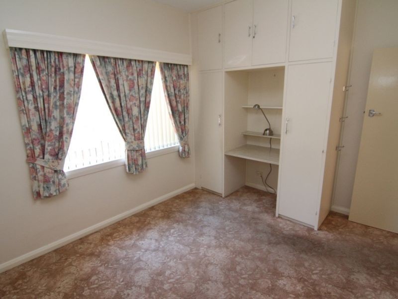 82 Nile Street, Orange NSW 2800