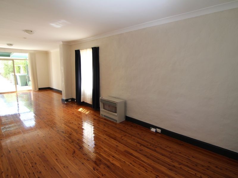 17 Lucas Street, Orange NSW 2800