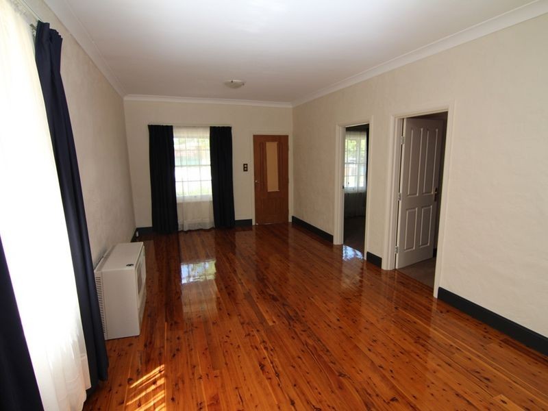 17 Lucas Street, Orange NSW 2800