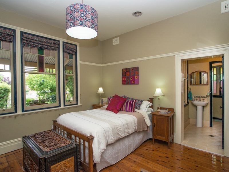 319 Lords Place, Orange NSW 2800