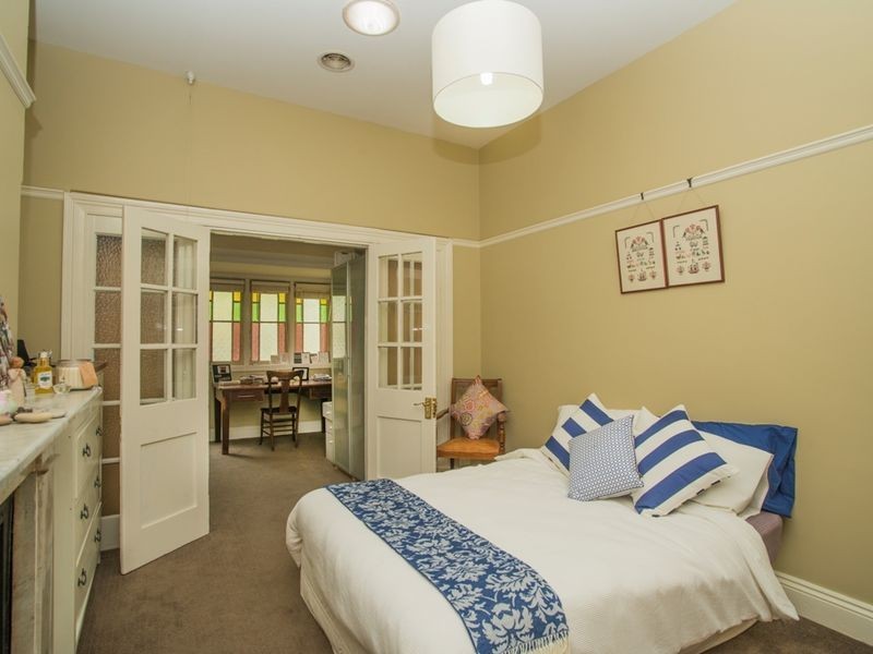 319 Lords Place, Orange NSW 2800