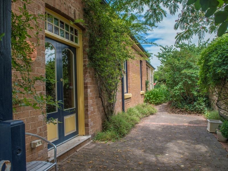 319 Lords Place, Orange NSW 2800