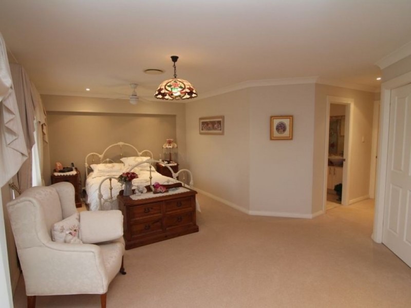 9 McIntosh Street, Orange NSW 2800