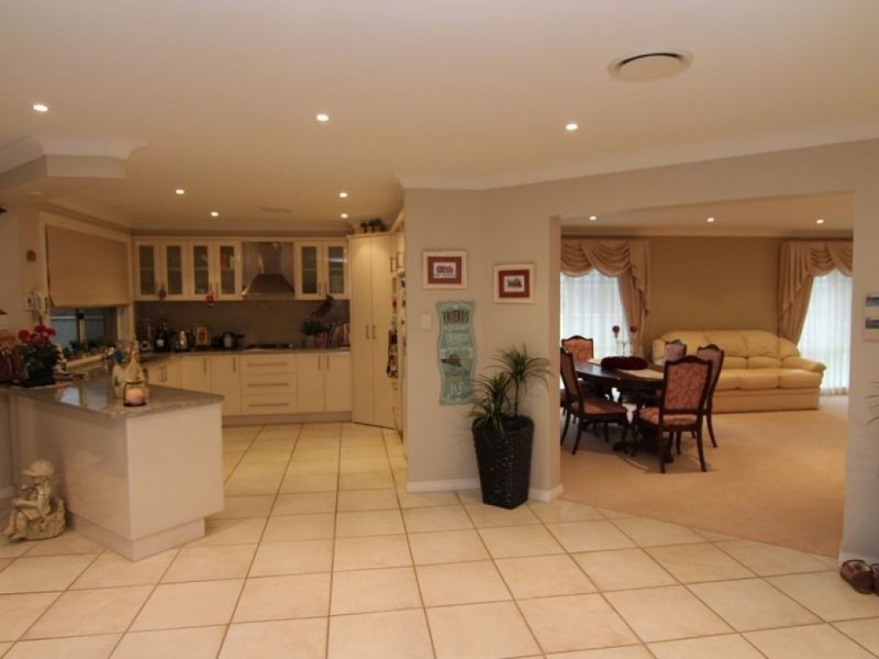 9 McIntosh Street, Orange NSW 2800