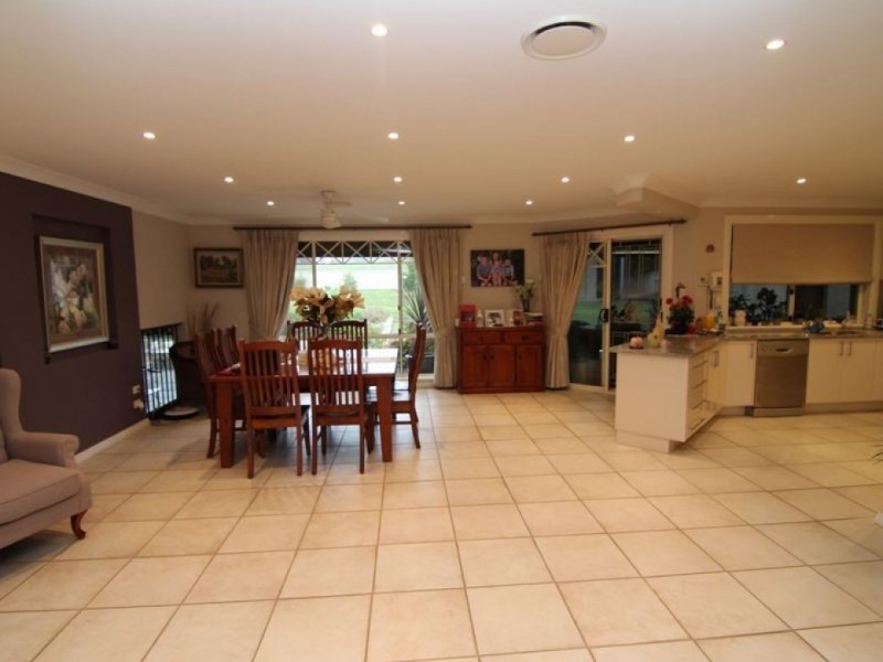 9 McIntosh Street, Orange NSW 2800