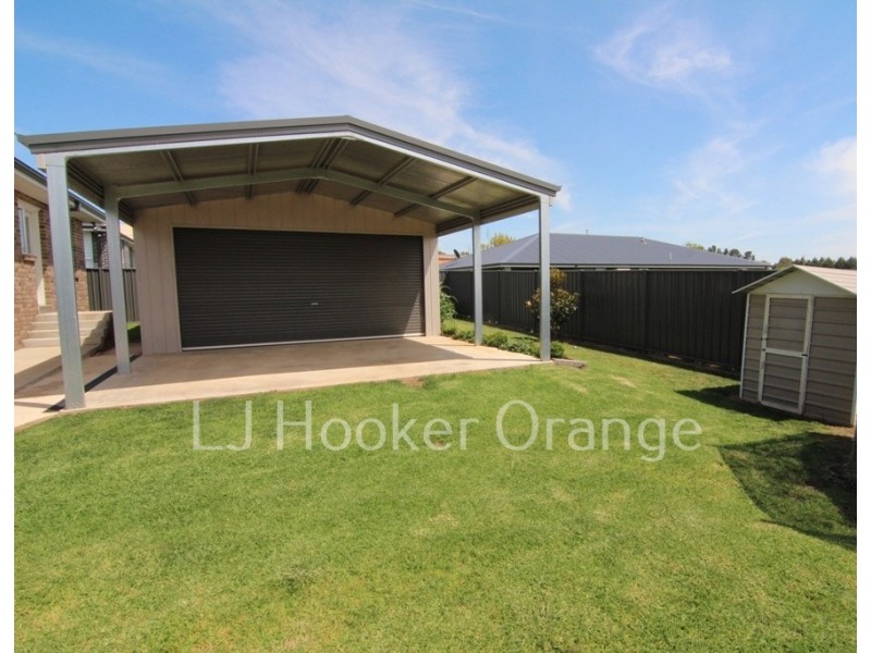 8 Mariposa Street, Orange NSW 2800
