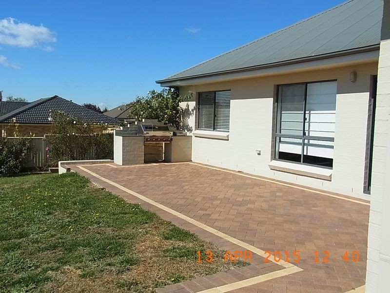 5 Lavender Close, Orange NSW 2800