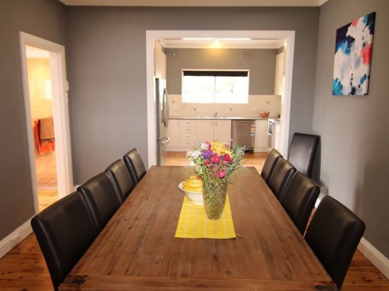 32 Allenby Road, Orange NSW 2800