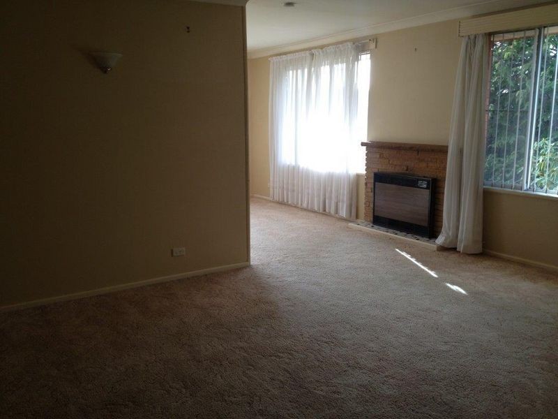 8 Eloc Place, Orange NSW 2800