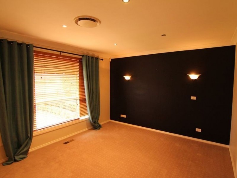 9 Pine Ridge Drive, Orange NSW 2800