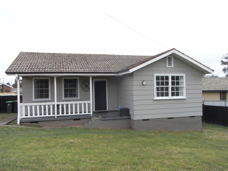 7 Dandaloo Place, Orange NSW 2800