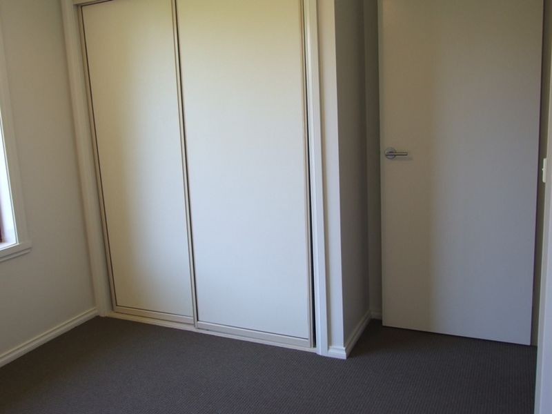 1/8 Rosedale Place, Orange NSW 2800