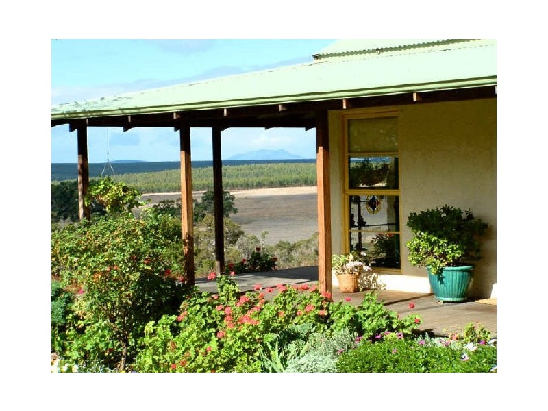 Mount Barker WA 6324