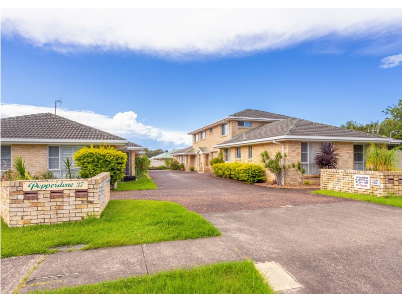 5/35-37 Old Bar Road, Old Bar NSW 2430