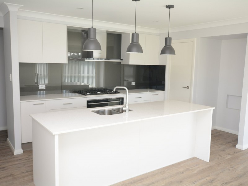 7 Threadfin Court, Old Bar NSW 2430