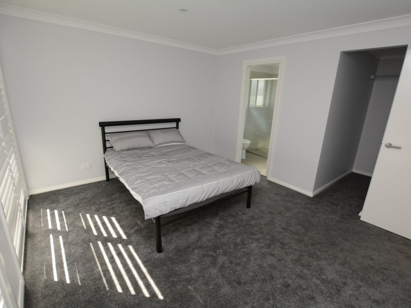 7 Threadfin Court, Old Bar NSW 2430