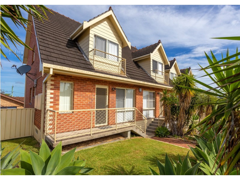 1/3 Little Wynter Street, Taree NSW 2430