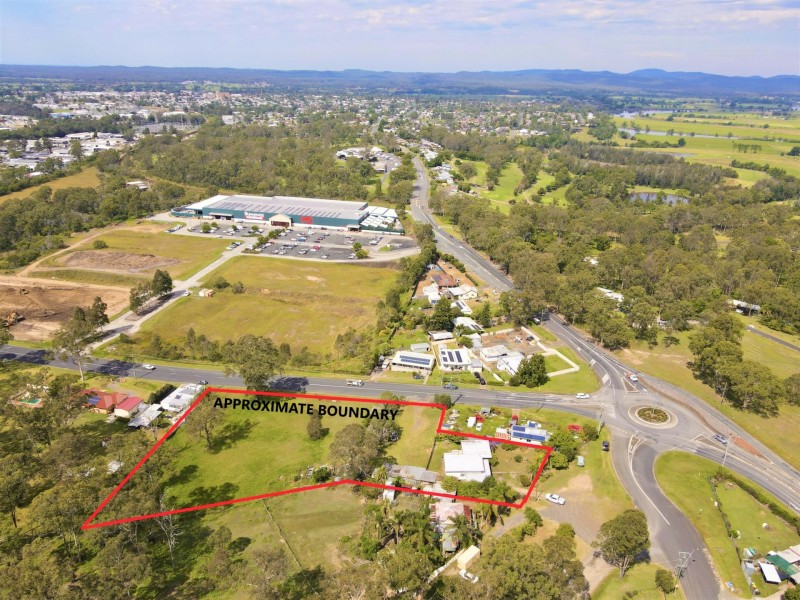4 Rifle Range Road, Taree NSW 2430