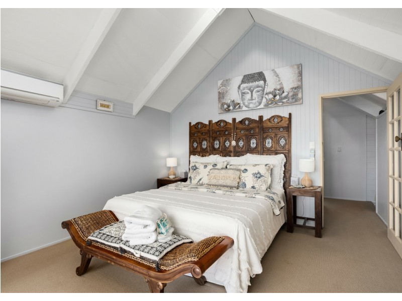 16 Lewis Street, Old Bar NSW 2430