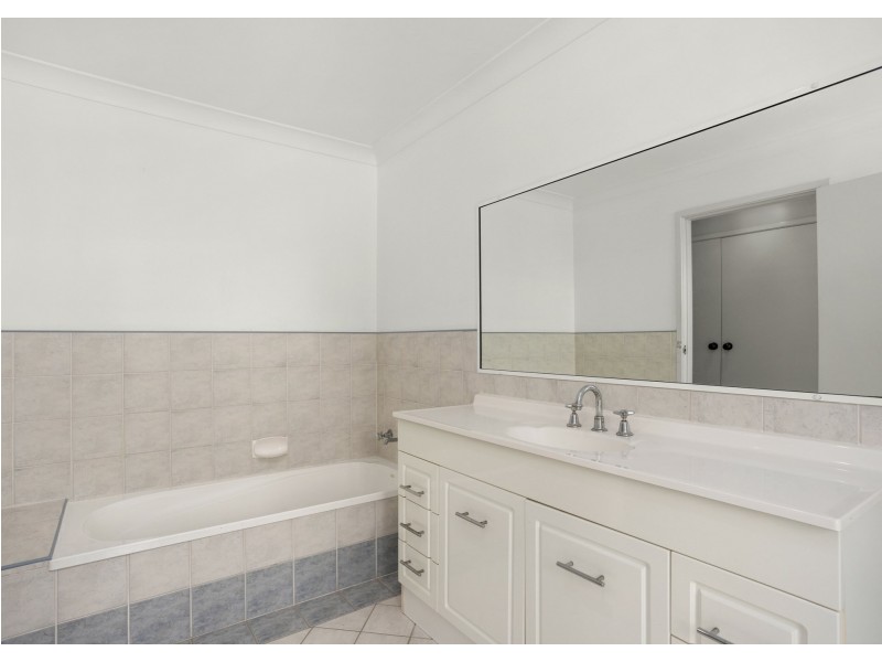25 Talawong Drive, Taree NSW 2430