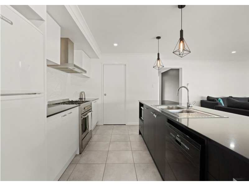 30 Howard Street, Wallabi Point NSW 2430