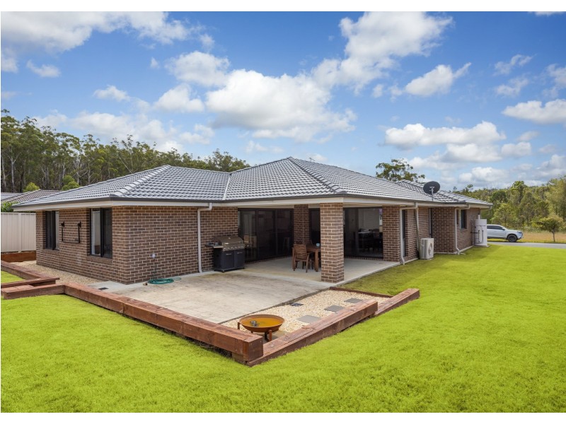 30 Howard Street, Wallabi Point NSW 2430