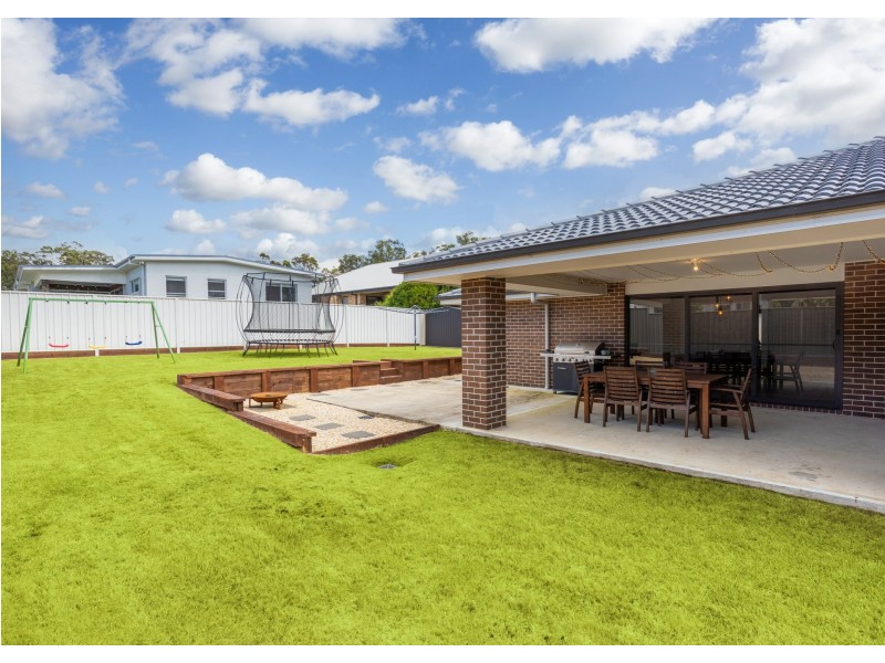 30 Howard Street, Wallabi Point NSW 2430