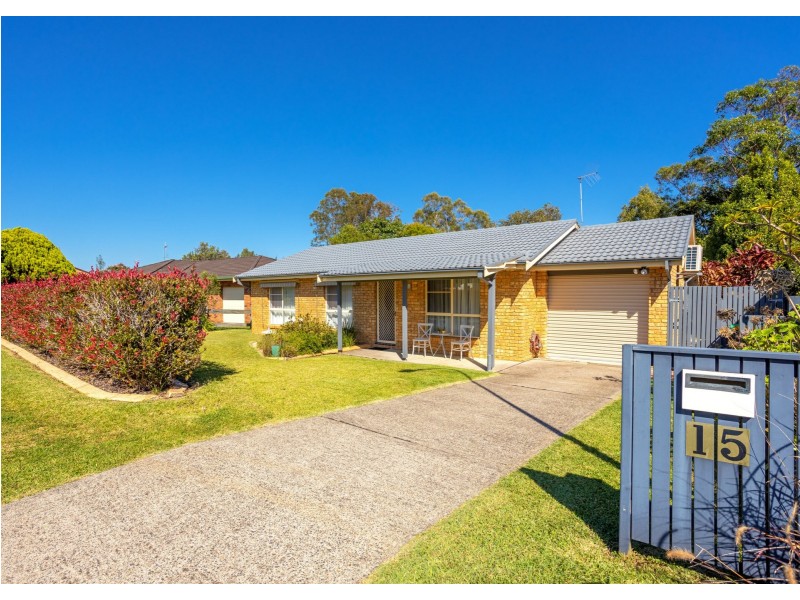 15 Gannet Crescent, Old Bar NSW 2430