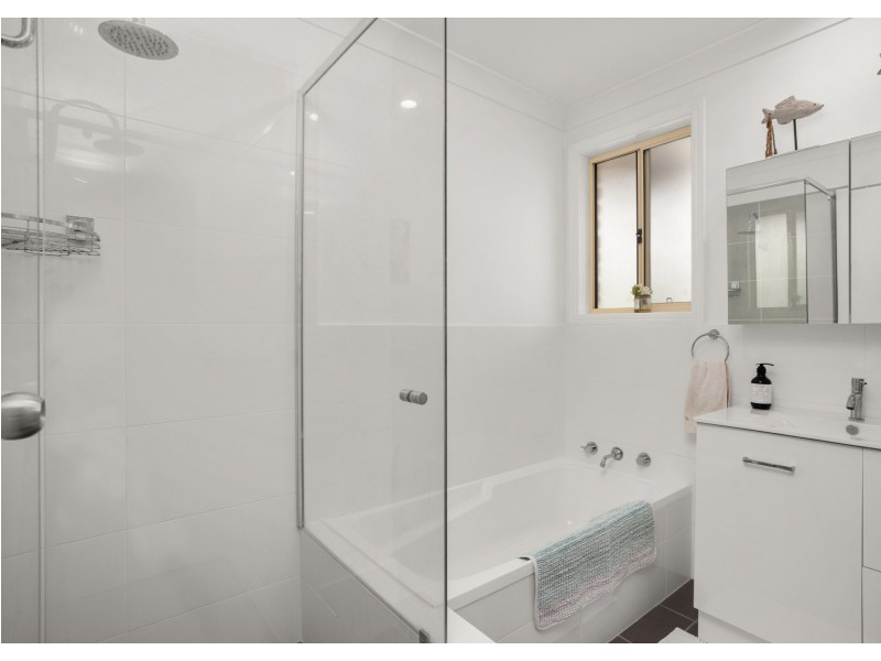 15 Gannet Crescent, Old Bar NSW 2430