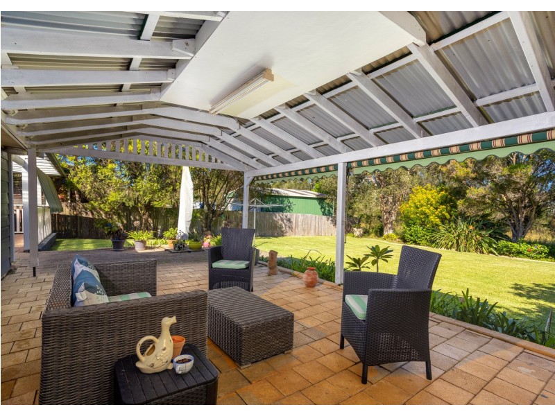 15 Gannet Crescent, Old Bar NSW 2430