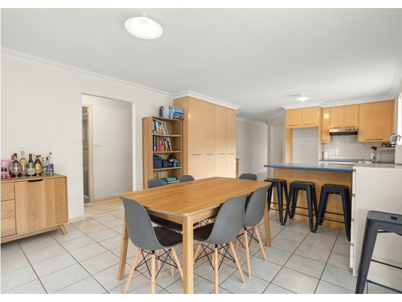 1 Snoewood Street, Old Bar NSW 2430