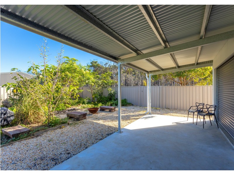 67 Albatross Way, Old Bar NSW 2430