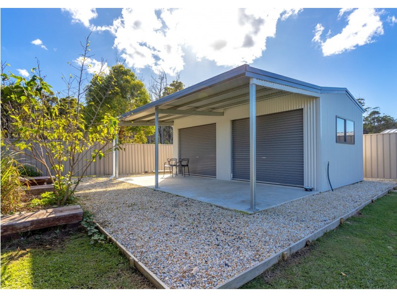 67 Albatross Way, Old Bar NSW 2430