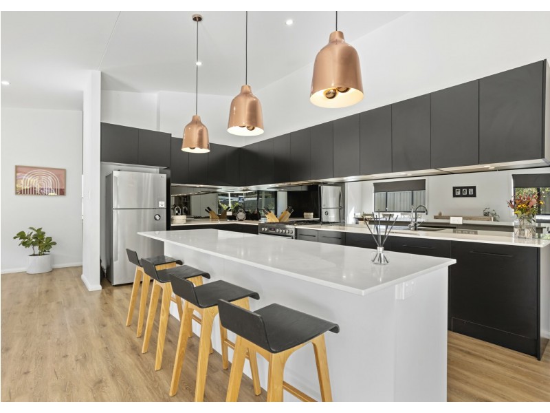 67 Albatross Way, Old Bar NSW 2430