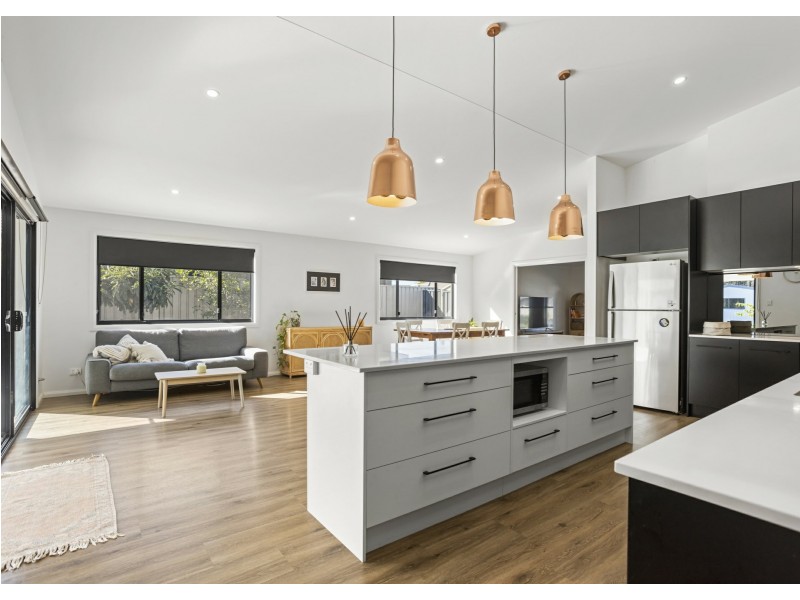 67 Albatross Way, Old Bar NSW 2430