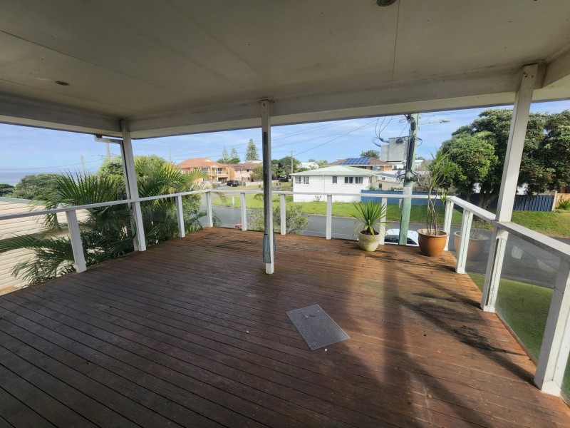 5 Rose St, Old Bar NSW 2430