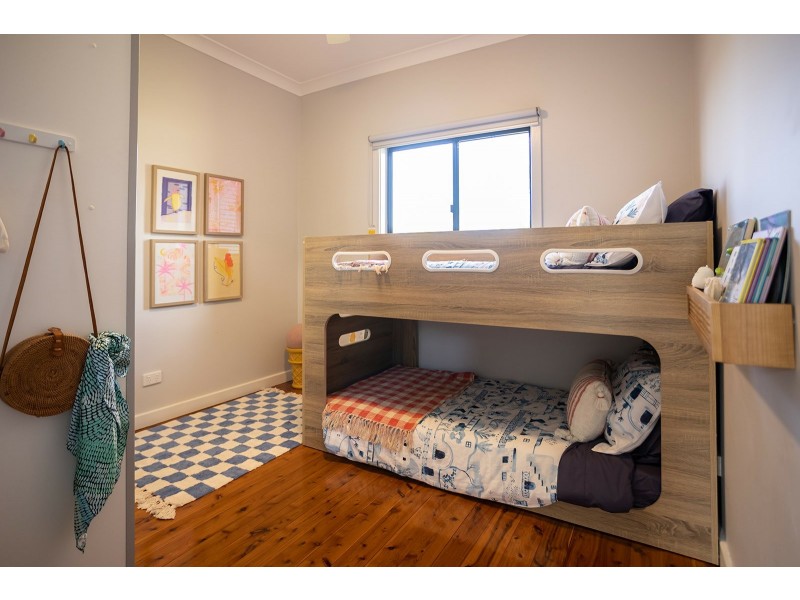 17 Belford Street, Old Bar NSW 2430