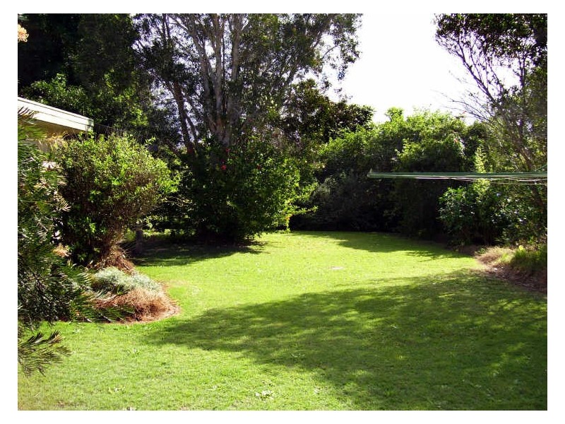 29 Hall Street, Old Bar NSW 2430