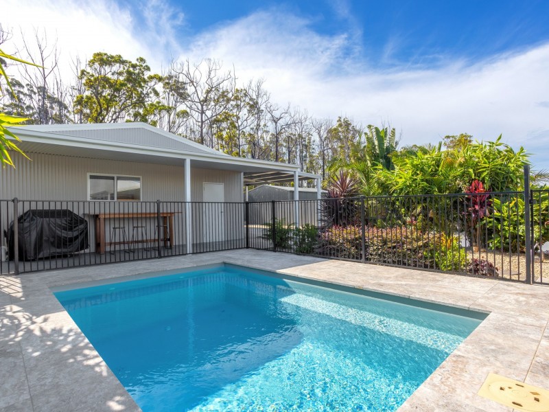 4 Threadfin Court, Old Bar NSW 2430