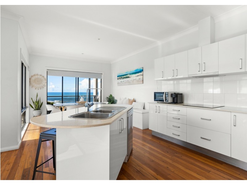 1/15 Marine Drive, Wallabi Point NSW 2430