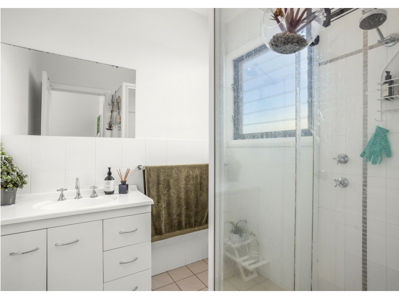 1/15 Marine Drive, Wallabi Point NSW 2430