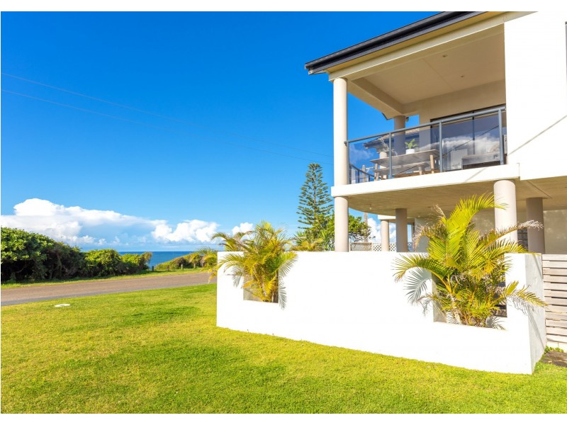 1/15 Marine Drive, Wallabi Point NSW 2430