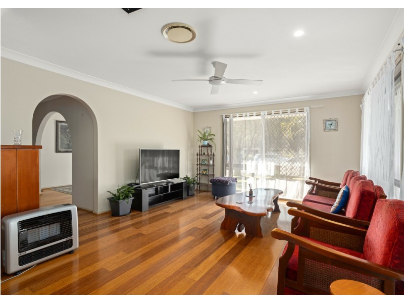 1 Richardson Street, Old Bar NSW 2430