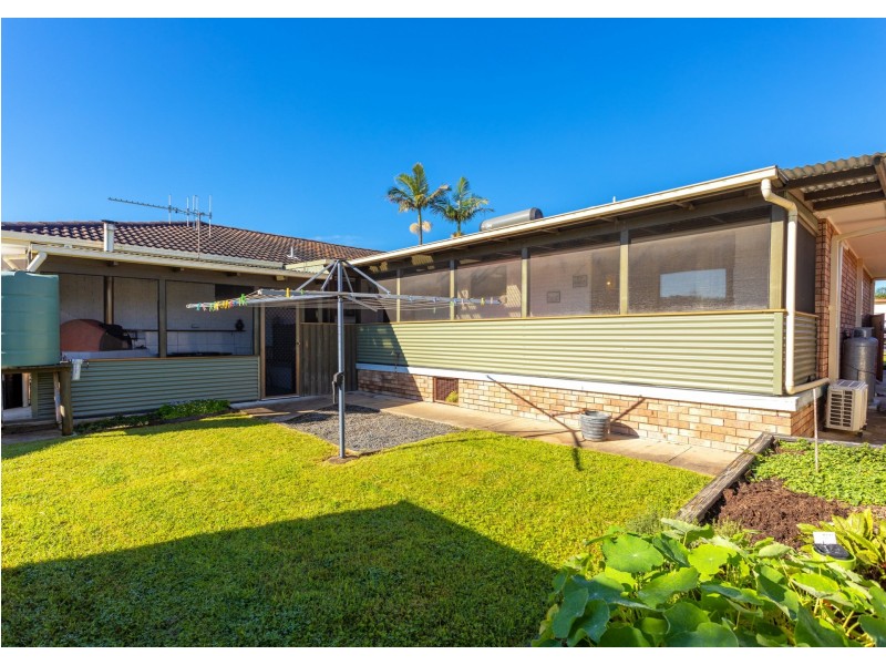 1 Richardson Street, Old Bar NSW 2430